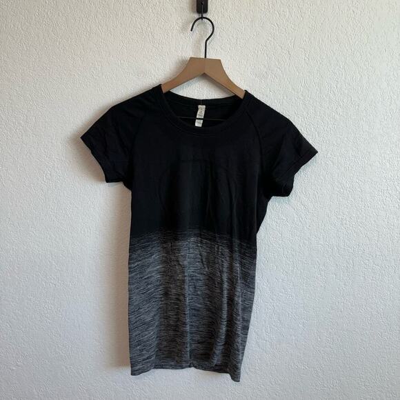 Lululemon Swiftly Tech Short Sleeve Crew Neck Seamless Top Black White Fade 8 - Picture 6 of 13